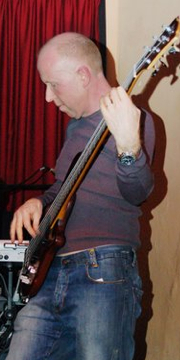 Bass Guitar MC CROP